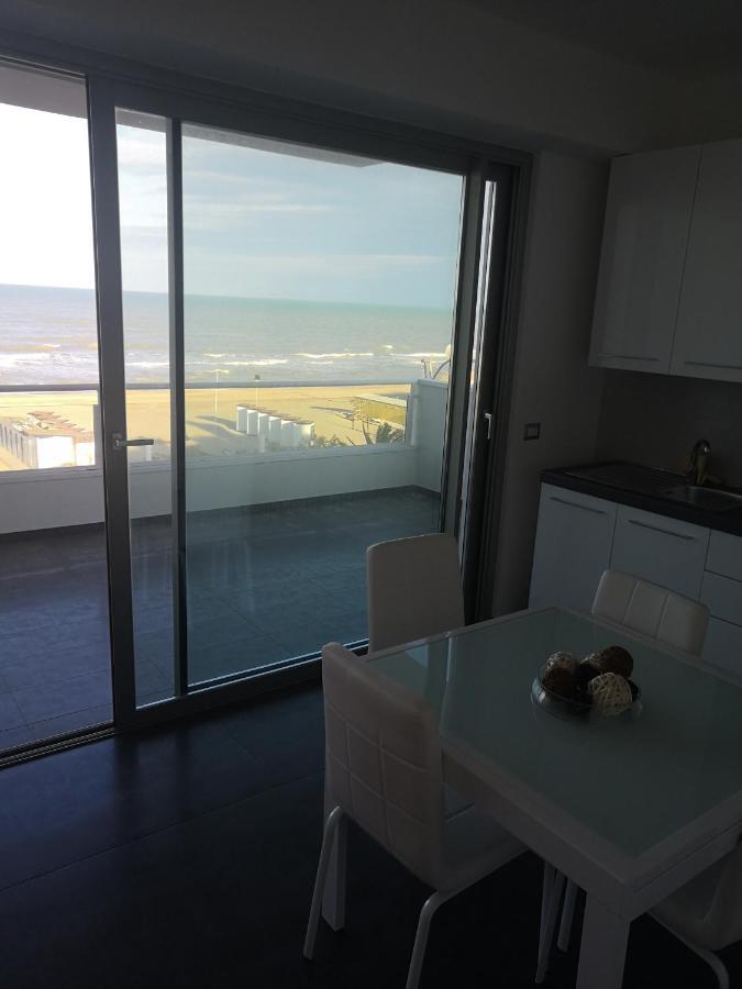Infinito Apartment Alba Adriatica Exterior photo